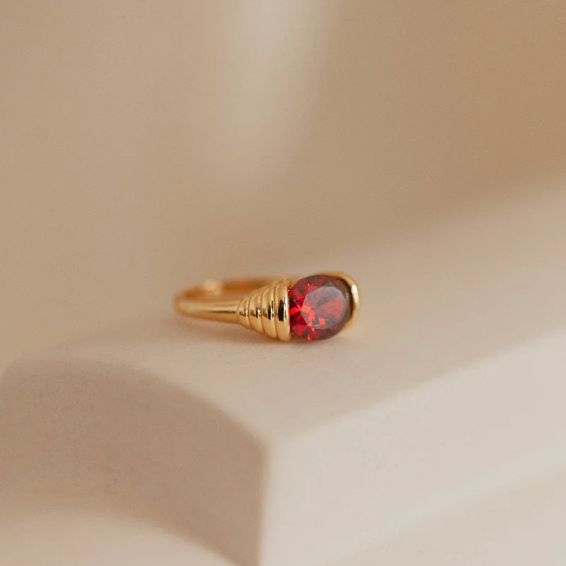 Men’s Customizable Ring-Garnet Signet Ring