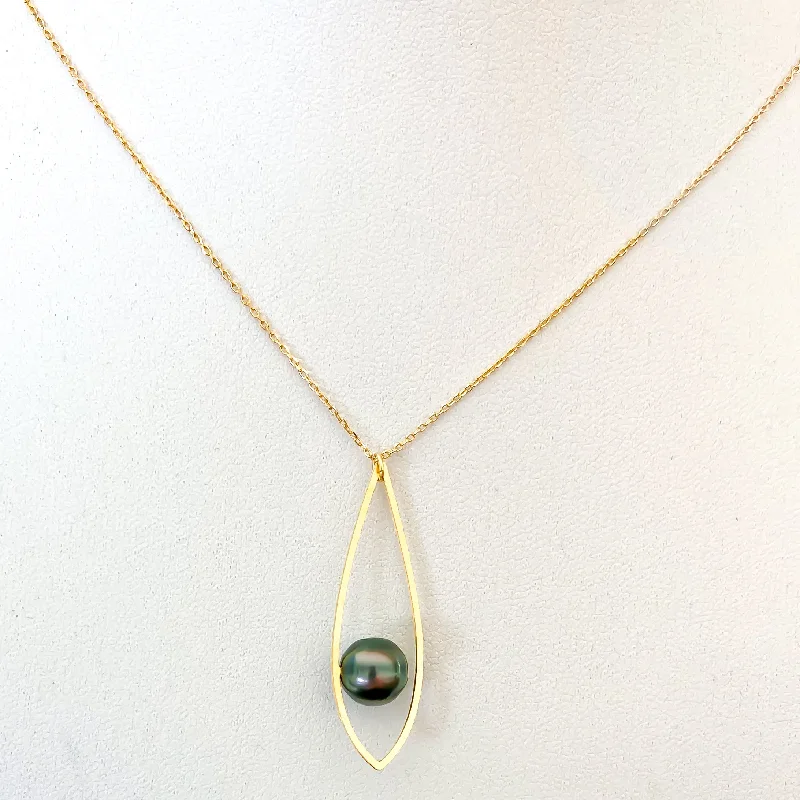 Nature Inspired Necklace-Tahitian Pearl Surf Necklace