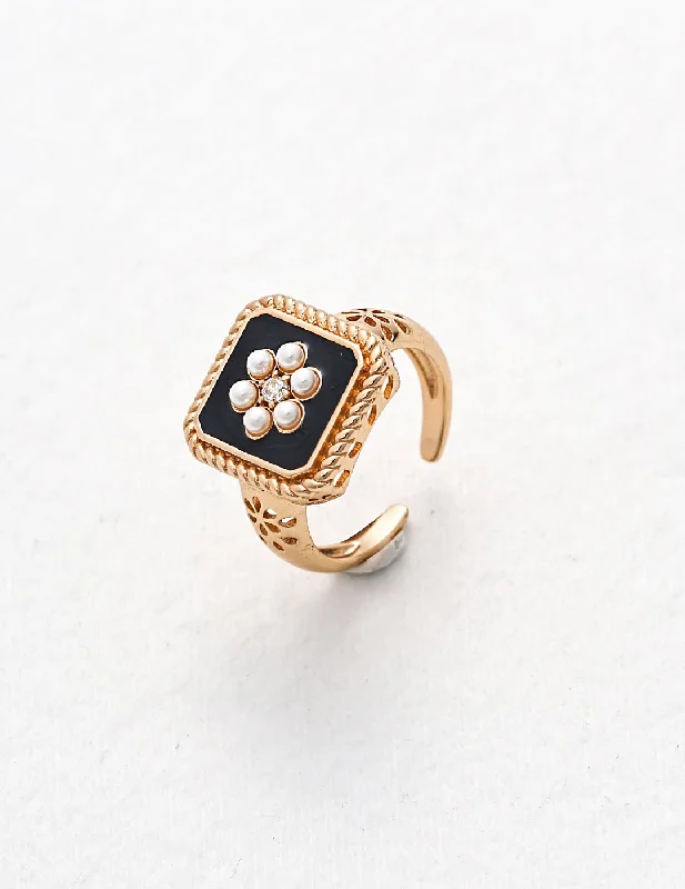 Solitaire Diamond Ring for Engagement-Classic Chanel-inspired Vintage Square Enamel Glazed Pearl Open Ring