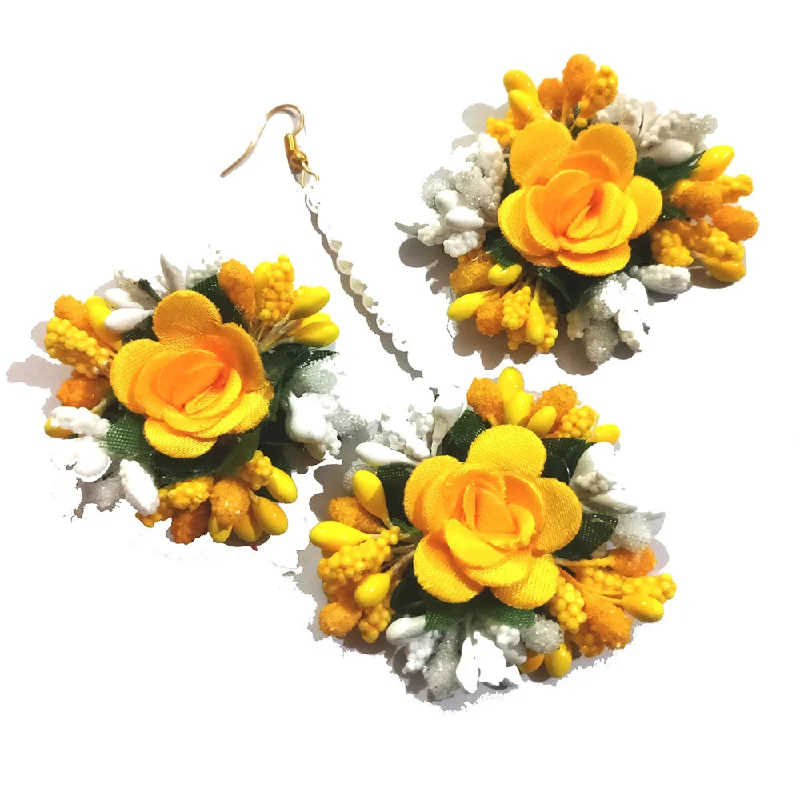 Vintage Drop Earrings-Kavyas Kreation Floral Earrings With Mangtikka