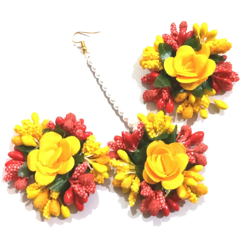 Simple Drop Earrings-Kavyas Kreation Floral Earrings With Mangtikka