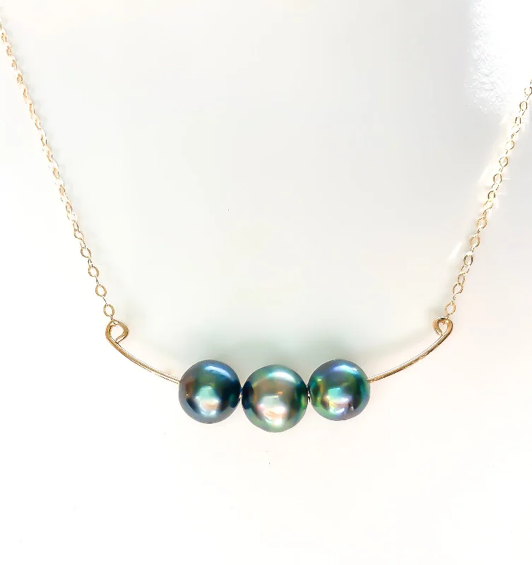 Classic Diamond Necklace-Toru Tahitian Pearl Necklace